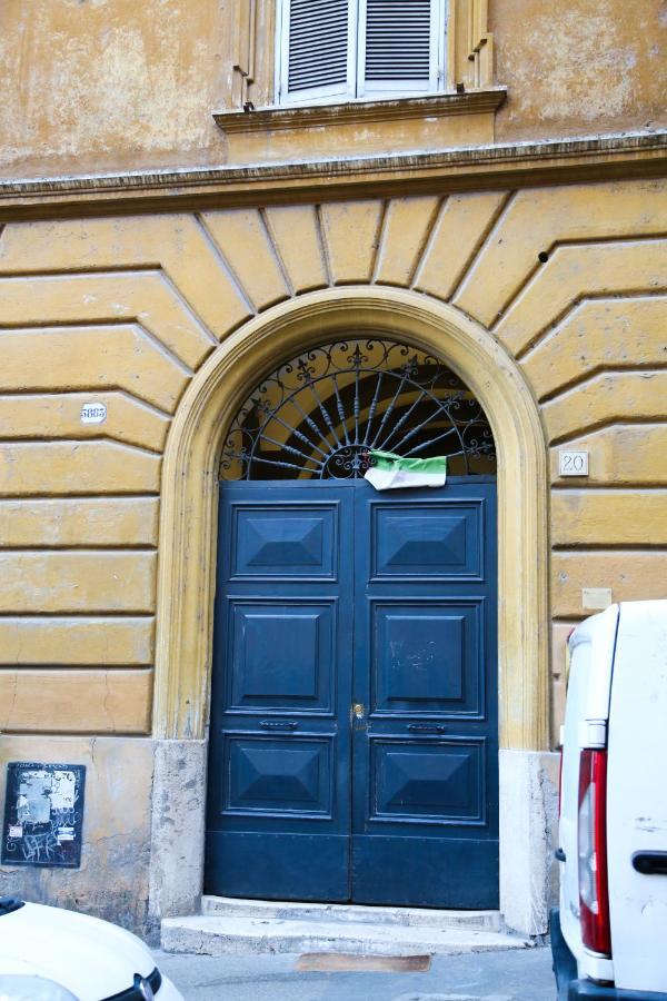 Rita Apartment In Trastevere Rome Exterior photo